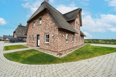 Reetgedecktes Wohlfühlhaus Nordseeloft 98b - DAG-896 - Gemütliche Doppelhaushälfte mit Sauna & Kamin