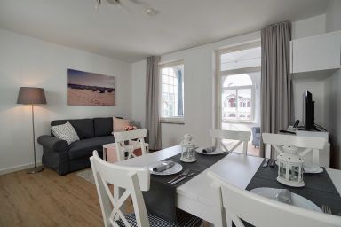 Appartementhaus Haus Arkona - 18 Ferienappartement Jasmund mit Balkon (H)