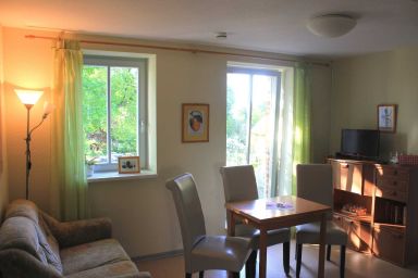 Backstein Scheune Starkow bei Barth - Ferienwohnung Birnengarten