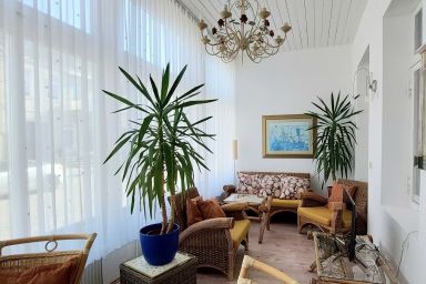 Ferienwohnungen - mit Stil - Objekt 49650 - Ferienwohnung Ostseetraum (rechts)