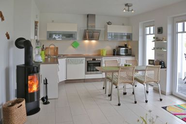 Hart am Wind · Kamin · Terrasse · WLAN · 300 m zum Strand