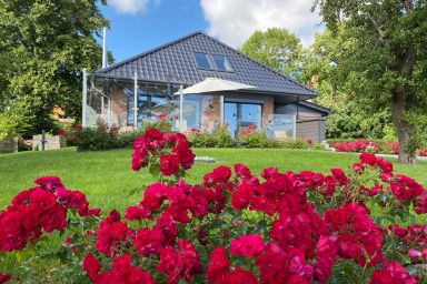 Nordseeurlaub im hochwertigen Feriendomizil Rosenhuus mit Sauna und Kamin im idyllischen Butjadingen