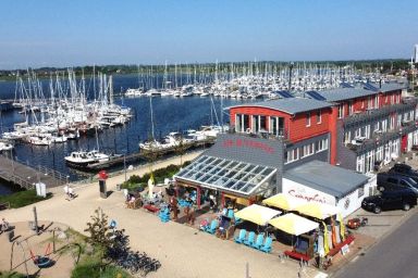 Am Rundsteg 2