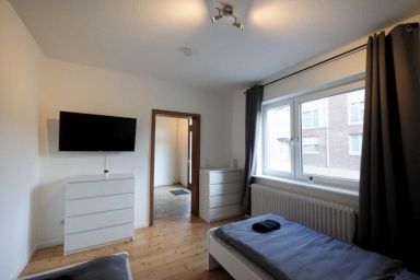 Monteurwohnung für 6 Personen mit WLAN, Gäste-WC, TV – Bad Oldesloe Nähe Hamburg & Lübeck - BEKE0701