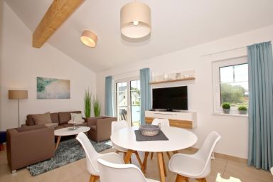 Rex Rugia - strandnahe FeWo mit Balkon, Schwimmbad- und Saunanutzung - Rex Rugia