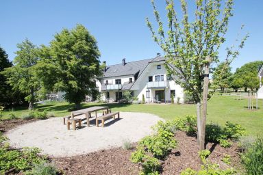Rex Rugia - strandnahe FeWo mit Terrasse, Schwimmbad- und Saunanutzung - Rex Rugia FeWo 12-4