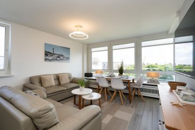 Am Stadtpark - Modernes App. für 4 Personen - Balkon, PKW-Stellplatz, WLAN. Haustiere erlaubt.