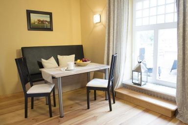 Ritter Florin WF-44 - Der Westflügel Ritter Florin WF-44 Ferienwohnung mit Balkon auf Usedom