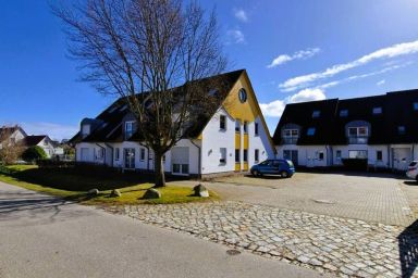 Darßer Weg 26 Whg. 12 "Lütt Matten" - moderne und komfortable Ferienwohnung mit Balkon