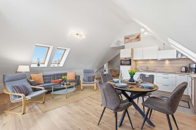 Ferienwohnung Seepferdchen - Familienfreundliche, große Dachgeschosswohnung in Zentrumsnähe!