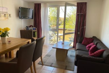 Residenz am Strand - Komfortable Ferienwohnung mit Balkon in erster Strandreihe in Zingst