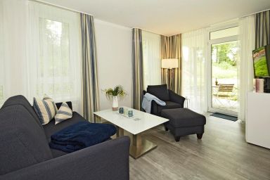 Strand-Park - Hübsches Ostseeapartment in Parkanlage mit Terrasse und direktem Strandzugang!