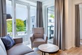 Wohn-/Essbereich mit Zugang zur Loggia