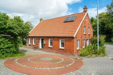 Sandkasten - Historisches 100qm Haus für 4-6 Pers. + Hund mit Kamin, Sauna und großem Garten