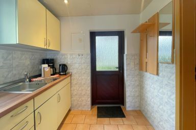 Haus Antje - Entspanne im Haus Antje: Gemütlicher Gartenbungalow an der Ostsee!