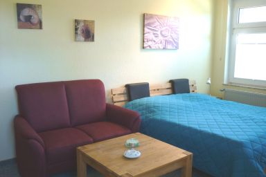 Strand-Zeit - Kleine 1-Zimmer Ferienwohnung "Muschel" in Strandnähe in Kellenhusen