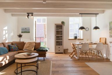 Hof Van Senden - Klaar Kiming - Ferienwohnung in Rysum bei Greetsiel, 68 m²/4 Pers., 4 km zum Naturstrand Meer