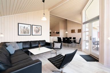 Holiday Vital Resort - 79m² Ferienhaus für 8 Personen mit Sauna mit Escape Game