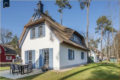 Ferienhaus "Lütten Reet" - Modernes Ferienhaus mit Sauna & Garten – ruhig & komfortabel im Grünen