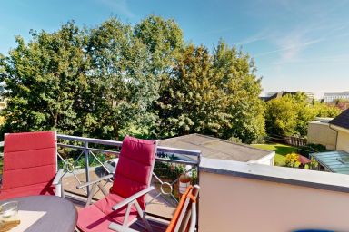 Gilde-Residenz - Helle Maisonette-Ferienwohnung mit Balkon für 4-6 Personen in Strandnähe