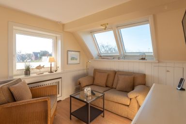 Haus Sonnenstrahl, Whg. 2 - Schöne 2-Zimmerferienwohnung im Obergeschoss auf ca. 40 m² für bis zu 2 Personen