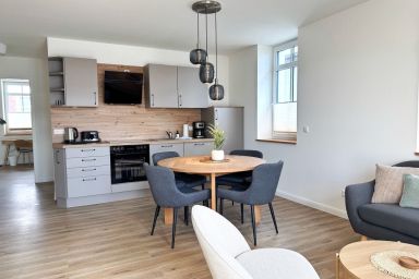 Hafenmeister Ole – Maritime Gemütlichkeit im modernen Neubau