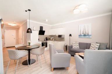 Godewindpark Travemünde - Modernes Ferienapartment mit sonniger Loggia in Westlage – Ihr stilvoller Rückzugsort nahe der Ostsee