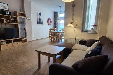 Möwennest Fewo 3, nur 30m zum Strand - Komfortable 60m² Ferienwohnung für 4 Personen mit Loggia