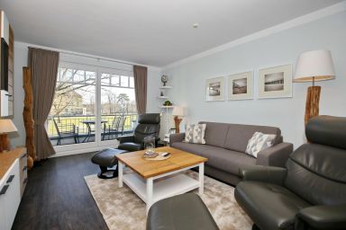 Meeresblick - : Komfortable 2-Zimmer-Wohnung für bis zu 4 Personen mit Balkon