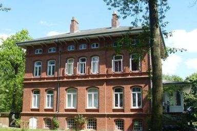 Haus im Park - Romantik-Suite mit Boxspringbett