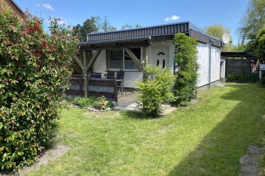 Bungalow/Ferienhaus in Verchen am Kummerower See Parkplatz Klimaanlage Heizung frisch renoviert
