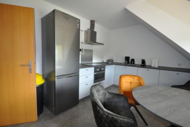 Ferienwohnung mit Blick aufs Wasser auf 2 Etagen