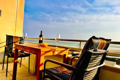 Südbalkon mit Meerblick - Südbalkon mit Meerblick .1