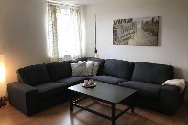 Kastanienhof - Wohnung 5, 2 Schlafräume, Dusche/WC OG