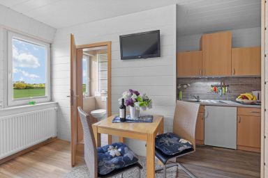 Ferienwohnungen Kleckerburg mit Meerblick OFC 05 - Nr.4/ 1-Raum-FeWo, max.2 Pers, Meerblick + Garten