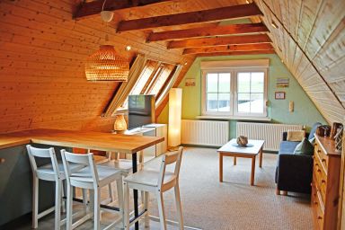 Ferienhaus an der alten Töpferei mit Boddenblick - 03 Ferienwohnung Buskamp mit Seeblick