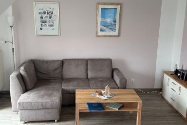 Seepark Burhave / Reetdachhaus 2 - RDH-2.01, 6 Pers., ca. 50 qm (H)