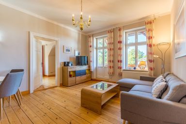 Haus auf dem Hügel, Die Klassische 06