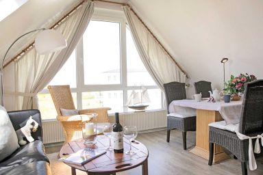 BUE - Haus Isabel - 10/DG 60 3R 4P DB/DB HT - Meerblick