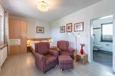 schöne Ferienwohnungen zwischen Deich und Wellen - 04 Ferienwohnung am Deich mit Terrasse