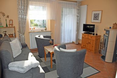 Ferienwohnungen mit Kamin und Blick zum Selliner Seepark - Ferienwohnung mit Balkon und Kamin Donnerkeil