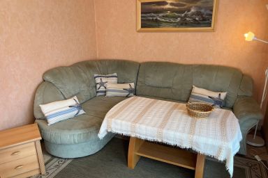 Ferienwohnung, ruhige Lage, Standnah OVS 114 - 2-Raum-Ferienwohnung bis 2 Pers. + Baby, Rechts