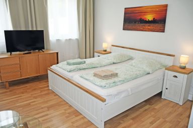 Selliner Ferienwohnungen Hubertus nur 500 m bis zum Strand - 10 2-Raum-Ferienwohnung mit Balkon