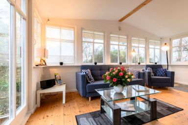 Hof Garz auf Rügen - Ferienwohnung Rosengarten