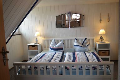 Pension Ritter - in ruhiger Lage von Groß Zicker - Ferienwohnung Nr. 07 (1. Etage)