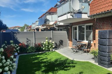 FEWO mit Terrasse und Garten