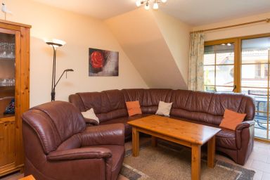 Ferienpark Freesenbruch - Komfortable Ferienwohnung im Ferienpark mit Balkon und Pool in Zingst