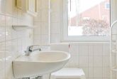Badezimmer mit Dusche