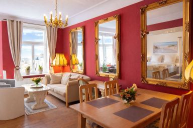 fewo1846 - Royal Suite - fewo1846 - Royal Suite / zentral gelegene 3-Zimmer-Wohnung mit Balkon im 2. OG