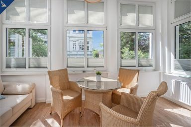 Villa Martha - Stillvoll eingerichtete Ferienwohnung für 2 Personen mit einer sonnigen Loggia